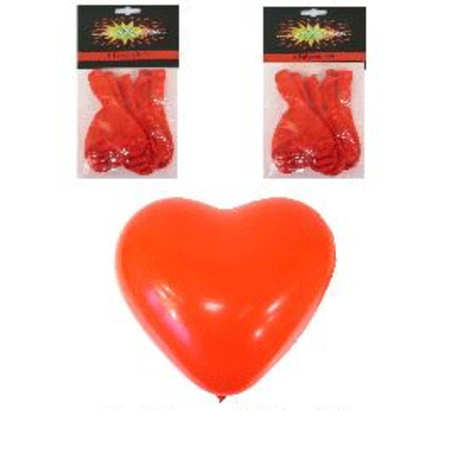 Ballonnen in hartjes vorm rood